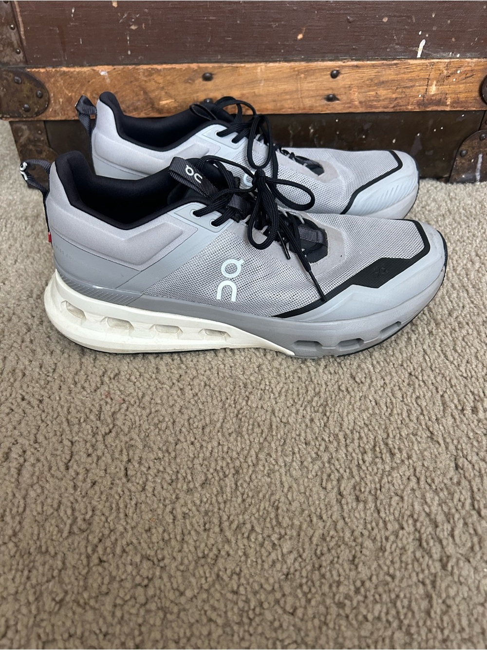 On Running Cloudnova Men's Running Shoes - Gray/White